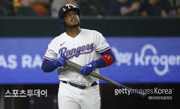 샌프란시스코 유니폼을 입게 된 칼훈 / 사진=Gettyimages 제공