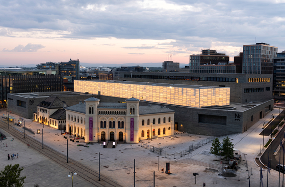 6월 11일 개관한 노르웨이 국립박물관. 약 8000억원을 들여 오슬로 아케르 브뤼게 피요르 앞에 지었다. [사진 보레 호스트랜드]
