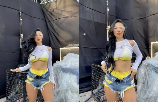 사진 = 화사 인스타그램