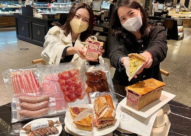 갤러리아백화점 명품관 고메이494 '소금집 파이샵'. 갤러리아 제공