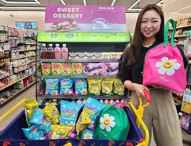 CU 위글위글 컬래버레이션 시리즈(BGF리테일 제공)© 뉴스1