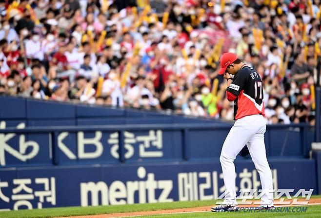 2022 KBO리그 KIA 타이거즈와 두산 베어스의 경기가 26일 잠실야구장에서 열렸다. 6회말 KIA 임기영이 마운드를 내려가고 있다. 잠실=허상욱 기자wook@sportschosun.com/2022.06.26/