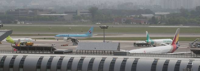 6월 22일 김포공항 계류장 모습. /뉴스1
