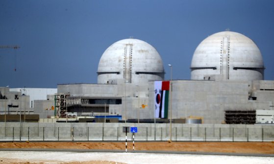 아랍에미리트(UAE) 아부다비에서 서쪽으로 270여 킬로미터 떨어진 바라카 원전 공사 현장. UAE 바라카 원전은 첫 해외 수출에 성공한 한국형 원전이다. 중앙포토