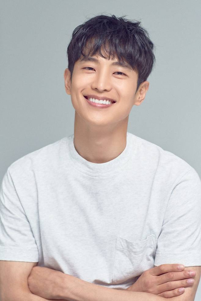 최웅이 첫 스크린 주연작 '감동주의보'에 대한 애정을 드러냈다. 사진|최웅