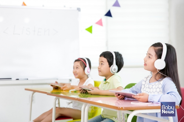 초등학교는 사회의 진입 1단계로 학습도 기초가 중요하듯이 학교는 사회생활을 하기 위한 토대가 될 것입니다. ⓒ베이비뉴스