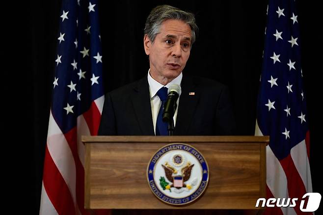 토니 블링컨 미국 국무장관이 24일 (현지시간) 독일 베를린에서 열린 글로벌 식량 위기 컨퍼런스서 기자회견을 하고 있다. © AFP=뉴스1 © News1 우동명 기자