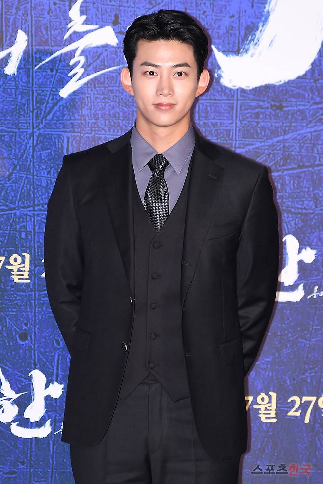 한산: 용의 출현' 제작보고회에 참석한 옥택연. ⓒ이혜영 기자 lhy@hankooki.com