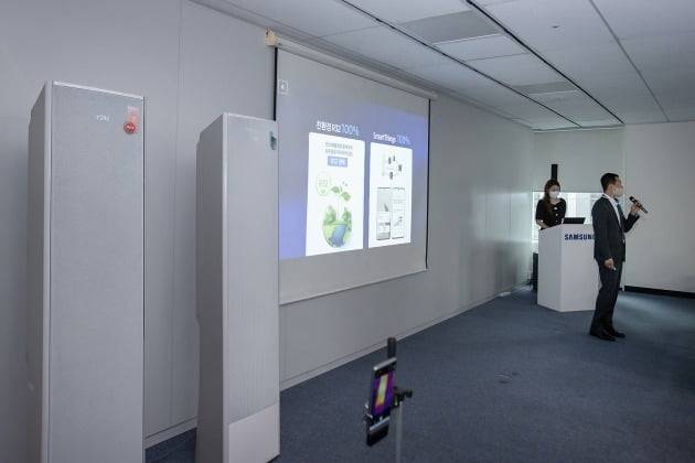 노수혁 삼성전자 생활가전사업부 상무가 28일 오전 열린 에어컨 기술 혁신 브리핑에서 발표를 하고 있다./사진=삼성전자