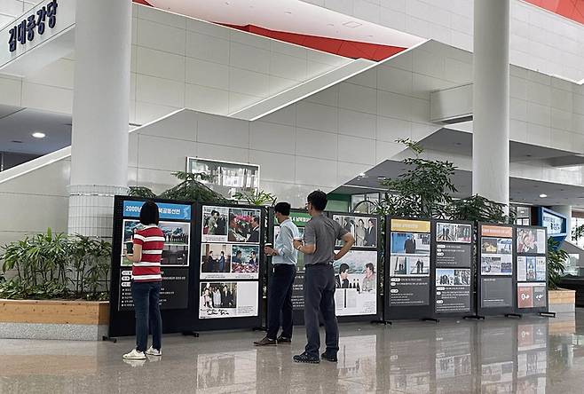 [무안=뉴시스] 6·15남북정상회담 22주년 기념 '평화통일 전시회'. *재판매 및 DB 금지