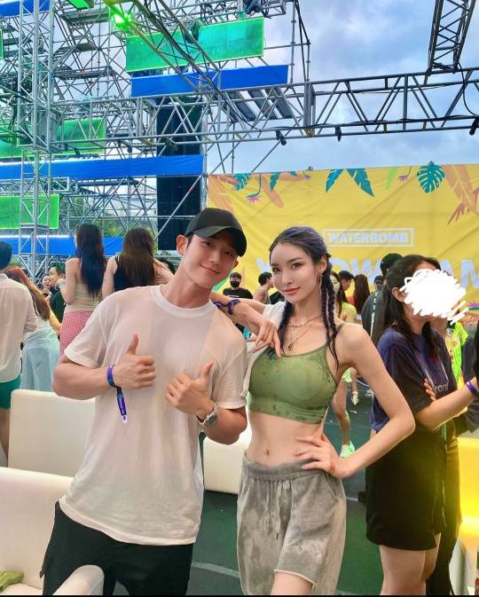 워터밤에서 만난 정해인, 송가람. 사진ㅣ송가람 SNS 캡처