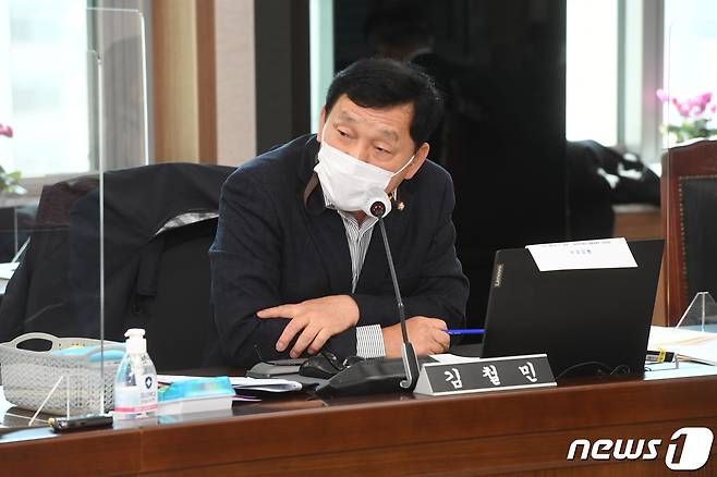 김철민 더불어민주당 의원 2020.10.20/뉴스1 © News1 여주연 기자