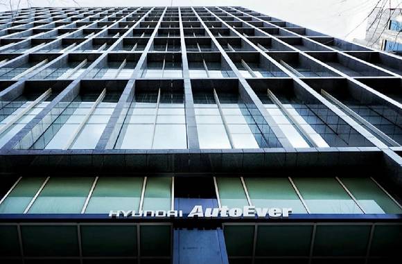 신한금융투자가 현대오토에버의 목표주가를 기존 20만원에서 16만원으로 하향 조정했다. 사진은 현대오토에버 사옥. [사진=현대오토에버]