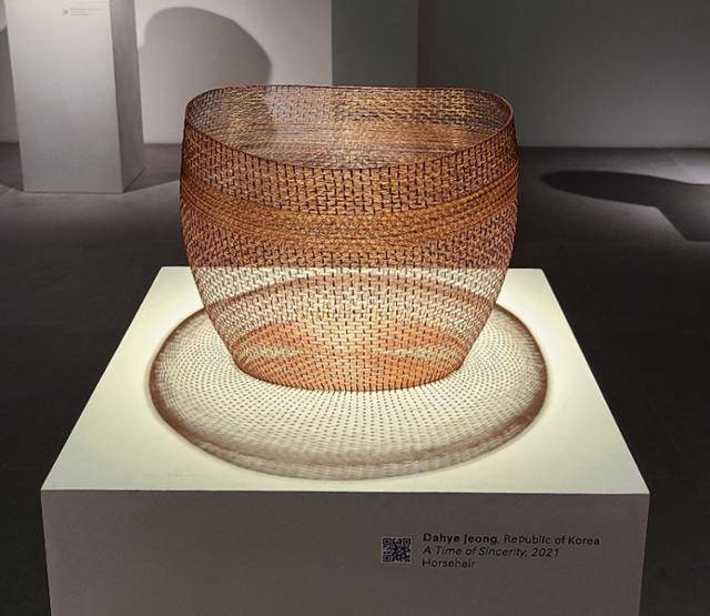 서울공예박물관에 전시된 정다혜 작가의 말총공예 출품작. 연합뉴스