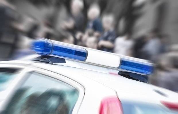 강릉경찰서는 살인 혐의로 A씨(61)를 현행범으로 체포해 조사하고 있다고 30일 밝혔다. 사진은 기사와 무관함. /사진=게티이미지뱅크