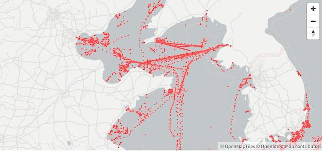 2021년 1월부터 약 1년 6개월간 북한의 선박 180척이 오간 항적 자료. 중국과의 왕래가 가장 빈번했다. / 출처=리피니티브