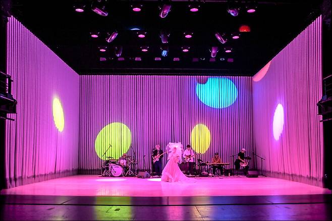 안은미 솔로 '은미와 영규와 현진' 리허설 현장. 2022.006.30. (사진=세종문화회관 제공) photo@newsis.com  *재판매 및 DB 금지