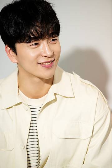 사진제공: 에일리언컴퍼니 '이현진' 프로필 사진