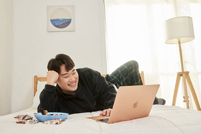 유튜브에서 구독자 30만명을 보유한 자취남 채널을 운영하는 정성권 씨. <사진제공=자취남>