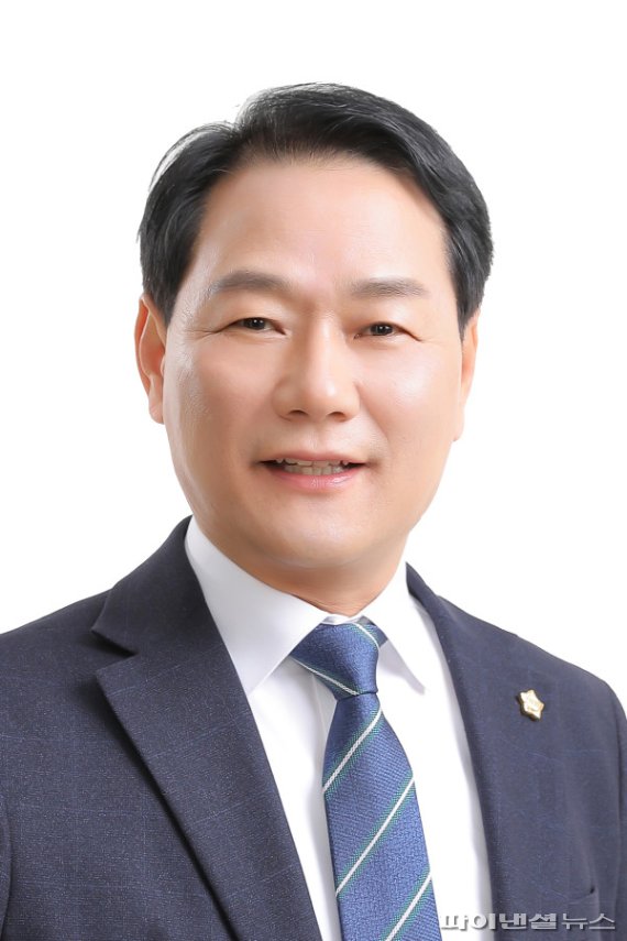 안성환 제9대 광명시의회 전반기 의장. 사진제공=광명시의회