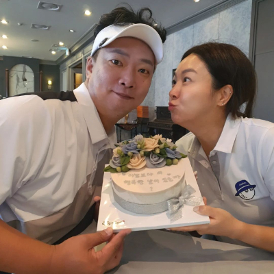코미디언 박준형·김지혜 부부가 결혼 17주년을 자축했다. /사진=김지혜 인스타그램