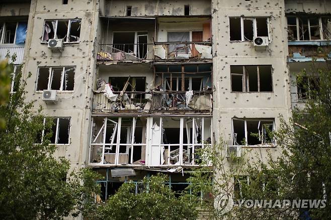 러시아군 무차별 공세에 초토화하는 우크라 동부 [AP 연합뉴스 자료사진. DB 및 재판매 금지]