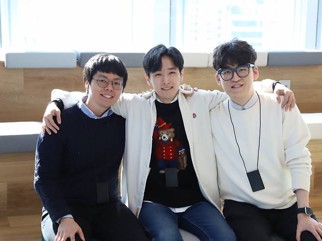 스퀴즈비츠 공동 창업자 안대현(왼쪽부터), 김형준, 김태수. 이들은 포스텍 석박사 과정에서 만나 창업의 꿈을 키웠다. [스퀴즈비츠 제공]