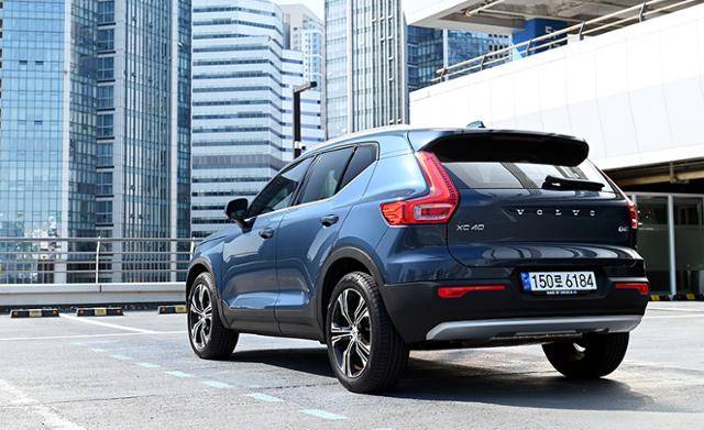 볼보 XC40 B4 인스크립션 AWD 시승기