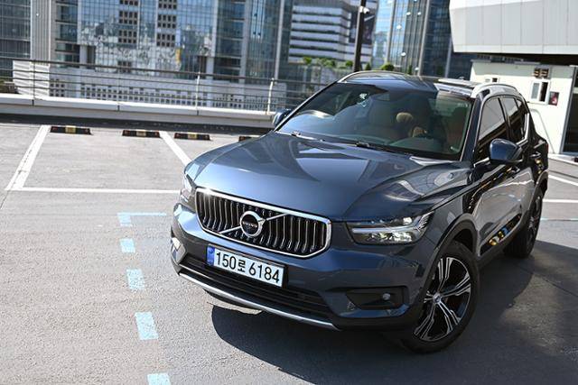 볼보 XC40 B4 인스크립션 AWD 시승기