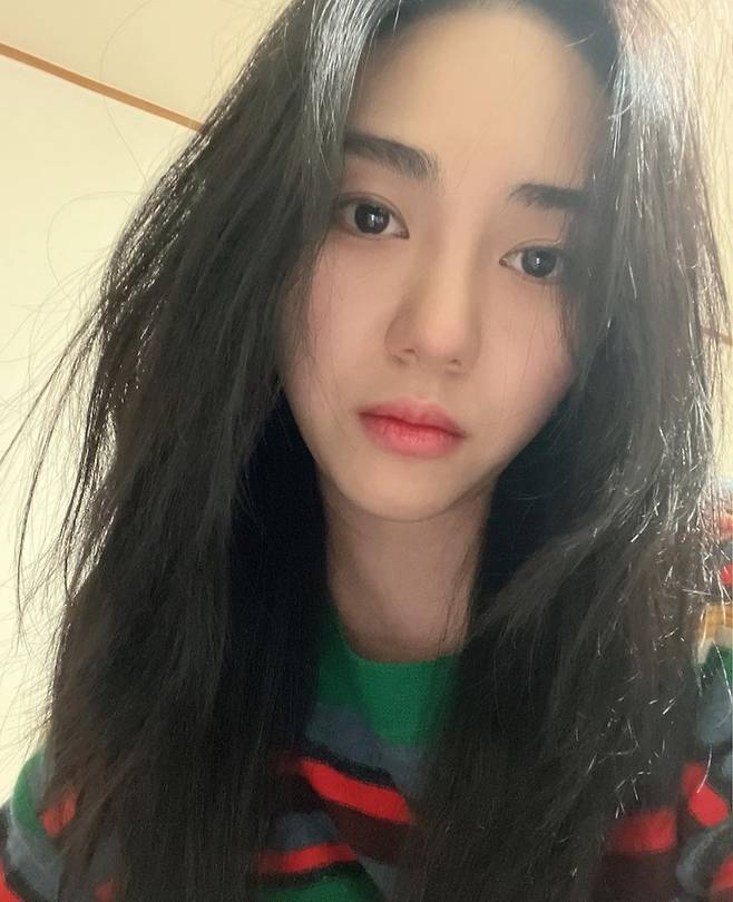 [서울=뉴시스] 권민아, 지민 또 저격했다..."가해자는 신씨, 아직도 풀 녹취록 공개하고 싶어" 2022.02.10 (사진=권민아 sns 제공) photo@newsis.com*재판매 및 DB 금지 *재판매 및 DB 금지