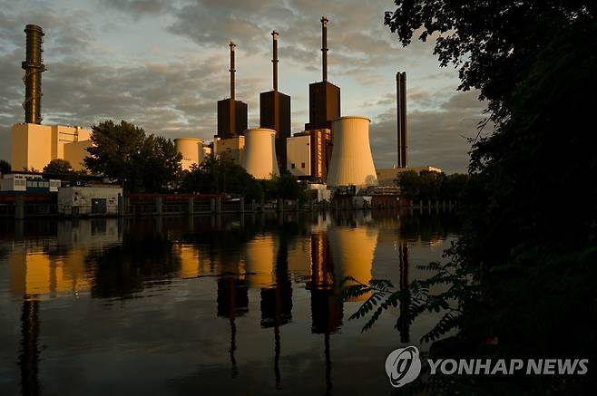 독일 베를린의 전기·난방 공급을 맡고있는 리히터펠데 열병합발전소  [EPA 연합뉴스 자료사진. 재배포 및 DB 금지]