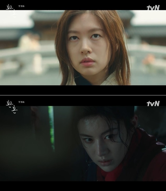 TVNs Saturday Drama Alchemy of Souls (played by Hong Jeong-eun Hong Mi-ran/directed by Park Joon-hwa) was embarrassed by the spoiler of the main character change.On July 12, a spoiler related to Alchemy of Souls was launched.One media reported that the main character changes from Jung So-min to Go Yoon-jung.The contents of Part 2 can be a spoiler of Part 1 currently on air, so it is difficult to confirm it, the production team of Alchemy of Souls said.Actors are in the same position: The production team of Drama appears to have been in the mouth for a late break.Jung So-mins agency Blossom Entertainment said on July 12, I would like to ask you to understand that it is difficult to say that it can be a spoiler of Part 1 currently on air.Go Yoon-jung agency MMA also maintained the same position.Alchemy of Souls, which was first broadcast on June 18, is a fantasy romance drama based on a great country that does not exist in history and maps.Alchemy of Souls, which changes the soul, deals with the process of overcoming and growing the main characters whose fate is twisted.Hong Jung-eun, who wrote TVN Hotel Deluna, and Park Jun-hwa PD, who directed Why is Kim Secretary doing that and I am genuinely touched, coincided.The production team of Alchemy of Souls will air part 1 and part 2 in a split, which aired until 8th on July 10th.Among them, spoiler reports that Go Yoon-jung of Naksu Station will be the main character of Part 2 have confused viewers.Naksu is a ruthless sprinkler, but he is a character of a setting trapped in the main character, Jung So-min, Flesh, in the situation of desperation.If the spoiler is true, his Flesh will be burned and the spirit of the fallen water will recover the body.Viewers responded to Drama was watching well, but it was an uncomfortable spoiler, How did the fall body come back to the scene of burning, but how did the fall body come back?, I would be sorry if I could not see it in the cute Jung So-min part 2 and I am spoiled by this article.