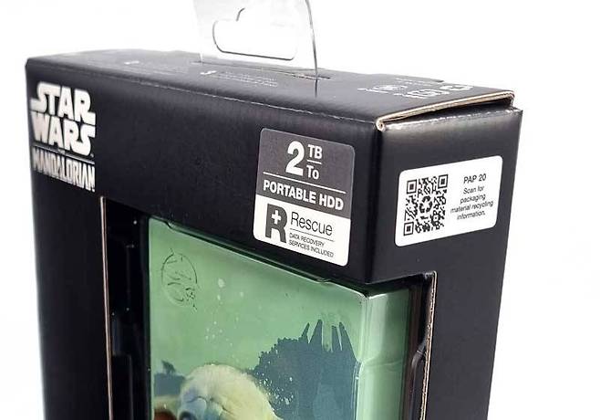 제품 3종 모두 3년의 보증 기간 및 레스큐 데이터 복구 서비스 1회가 제공된다