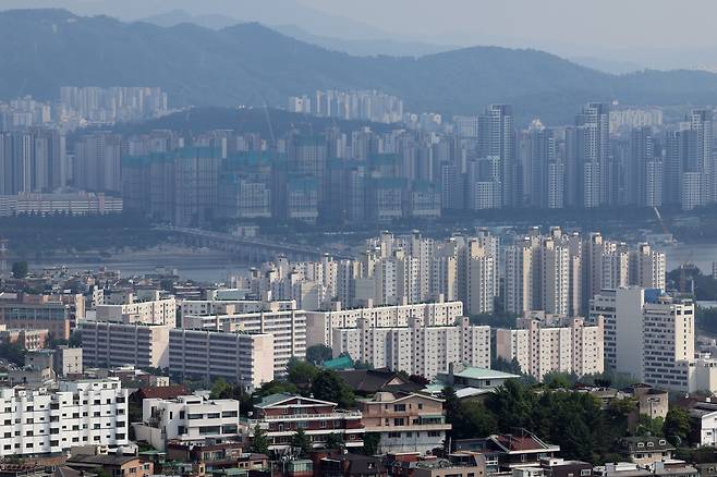 남산에서 바라본 서울 시내. / 연합뉴스