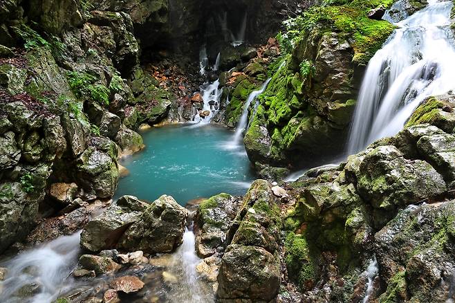 무건리 이끼 폭포에 있는 용소 굴, 용소폭포, 용소[사진/조보희 기자]