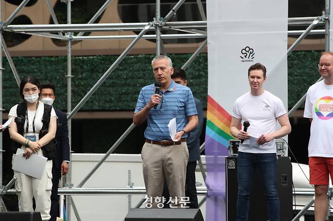 퀴어축제 골드버그 미대사. 한수빈 기자