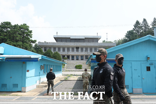 판문점에서 주한미군과 한국군이 근무를 하고 있다. /사진공동취재단