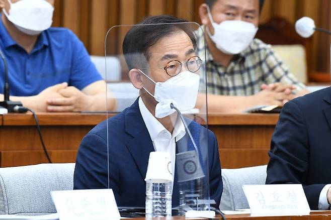 5일 오후 국회에서 열린 ‘더불어민주당 윤석열 정권 경찰장악 저지대책단 공청회’에서 김호철 국가경찰위원장이 발언하고 있다. (사진=국회사진기자단)