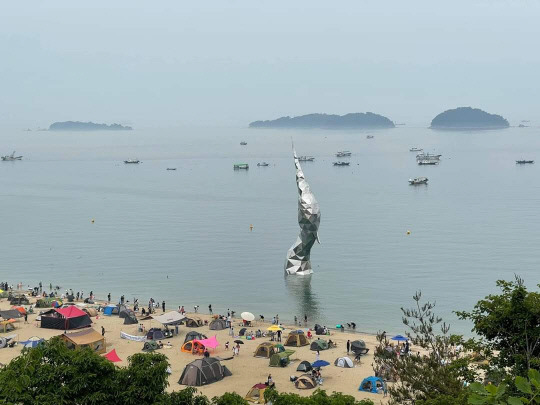 왜목마을 해수욕장 전경. 사진 = 당진시 제공