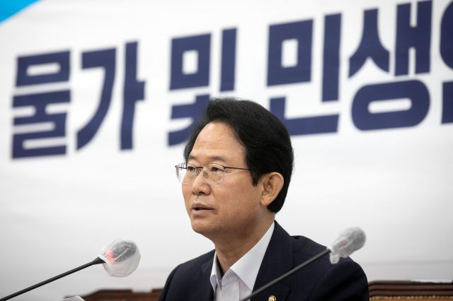 류성걸 국민의힘 물가 및 민생안정특별위원회 위원장이 지난 5일 국회에서 열린 제6차 회의에서 발언하고 있다. 연합뉴스