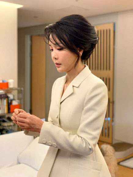 - 김건희 여사. 2022.5.22 대통령실 관계자 제공