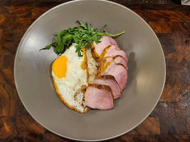 간장돼지고기덮밥