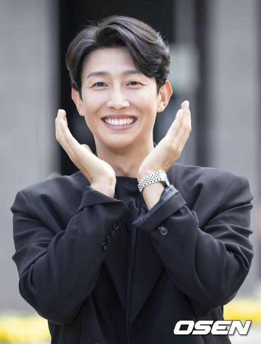 Jung Wooyoung' rises to the top of Kang Kiyoung , 'Doude'