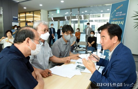 김동근 의정부시장 29일 찾아가는 현장 시장실 운영. 사진제공=의정부시