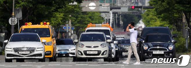 폭염 자료사진. (사진은 기사 내용과 무관함) / 뉴스1 ⓒ News1 유경석 기자