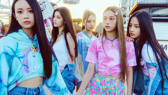 Rookie girl group NewJeans [ADOR]