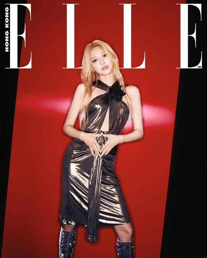Choi Sooyoung, who is busy with drama and Girls Generation comeback, met with fans with Hong Kong fashion picture.Choi Sooyoung caught his attention with an elegant yet chic atmosphere in the August issue of Elle Hong Kong.Choi Sooyoung, who recently turned into a blonde, showed off the face of a pictorial craftsman by completely digesting various dresses such as dresses, set-ups, and skinny jeans.Choi Sooyoung said in an interview with the picture, August is the month that brings back the things that have been faithfully sown to me. Girls Generation 15th anniversary album, and the broadcast of You Tell Hope Is August.I thought I wanted to leave a picture that would be a memorial to announce the activities I prepared, but I was so happy to offer it. Choi Soo Young on the 5th Girls Generation 7th comeback and KBS2 drama You Say Hope on the 10th.As a singer and an actor, I will spend August more enthusiastically than anyone else.