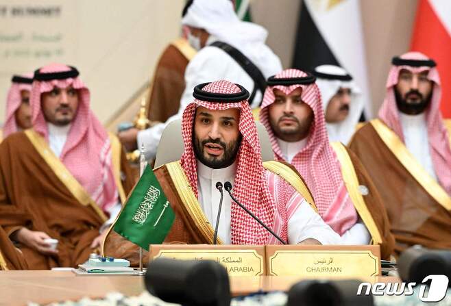 무함마드 빈살만 사우디아라비아 왕세자가 지난달 16일(현지시간) 제다에서 열린 걸프협력회의(GCC)+3 정상회의에 참석을 하고 있다. ⓒ AFP=뉴스1 ⓒ News1 우동명 기자