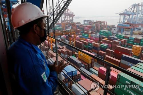 인도네시아 자카르타의 탄중 프리옥 항구 [로이터 연합뉴스 자료사진. 재판매 및 DB 금지]