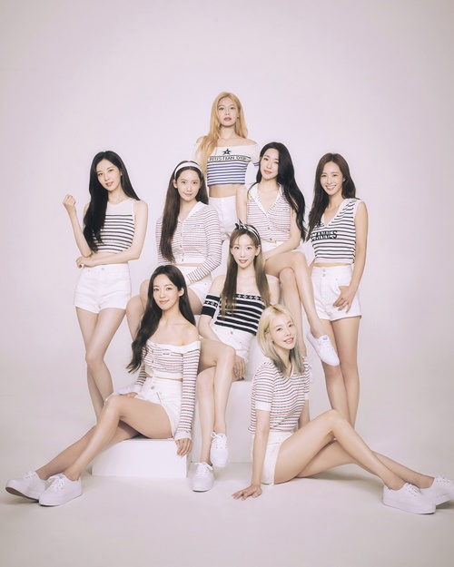 소녀시대가 컴백한 가운데 국내외 차트에서 1위를 차지했다. 사진=SM엔터테인먼트